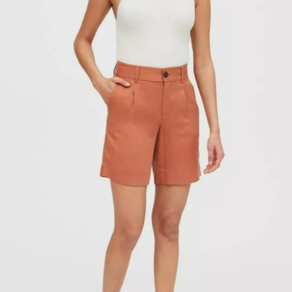 Banana Republic High Rise 8" Tencel Pleated Front Bermuda Short in Terracotta